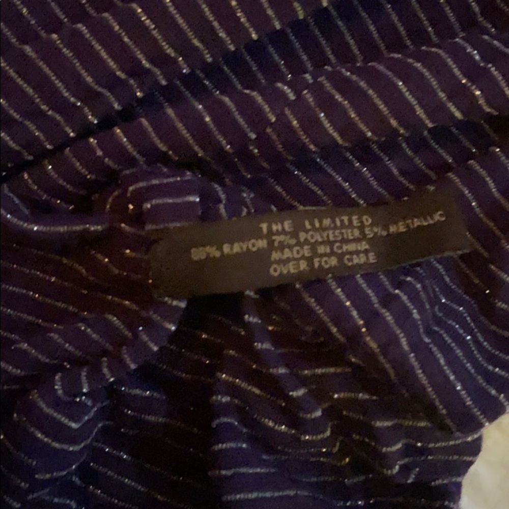 The Limited Inifinity Scarf - Picture 4 of 4